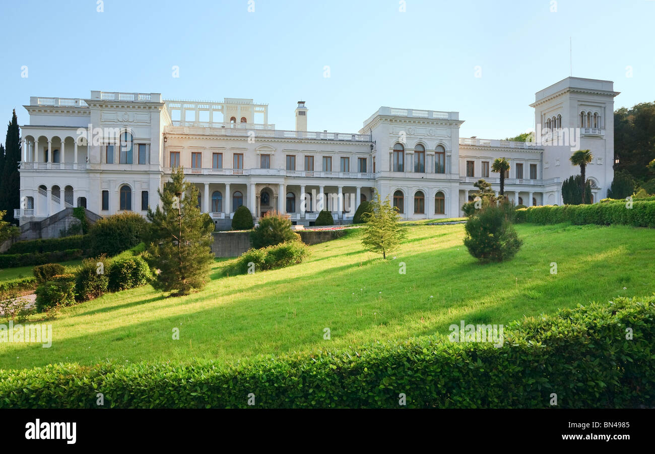 Livadia-Palast (Sommerresidenz des letzten russischen Zaren Nicholas II, Krim, Ukraine). Erbaut im Jahr 1911 vom Architekten N.P. Krasnow. Stockfoto
