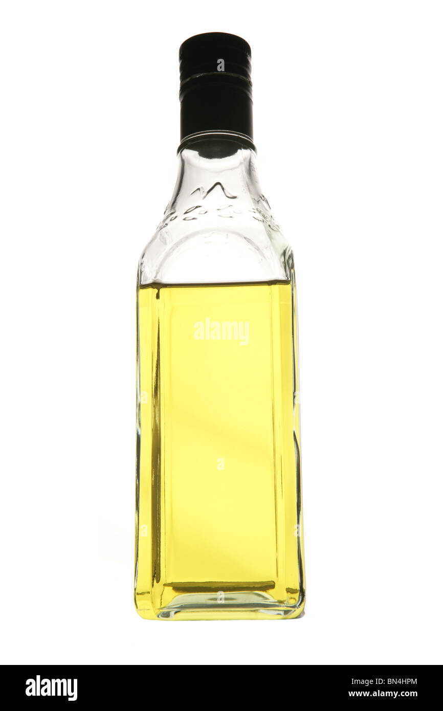Olivenöl in der Flasche im studio Stockfoto