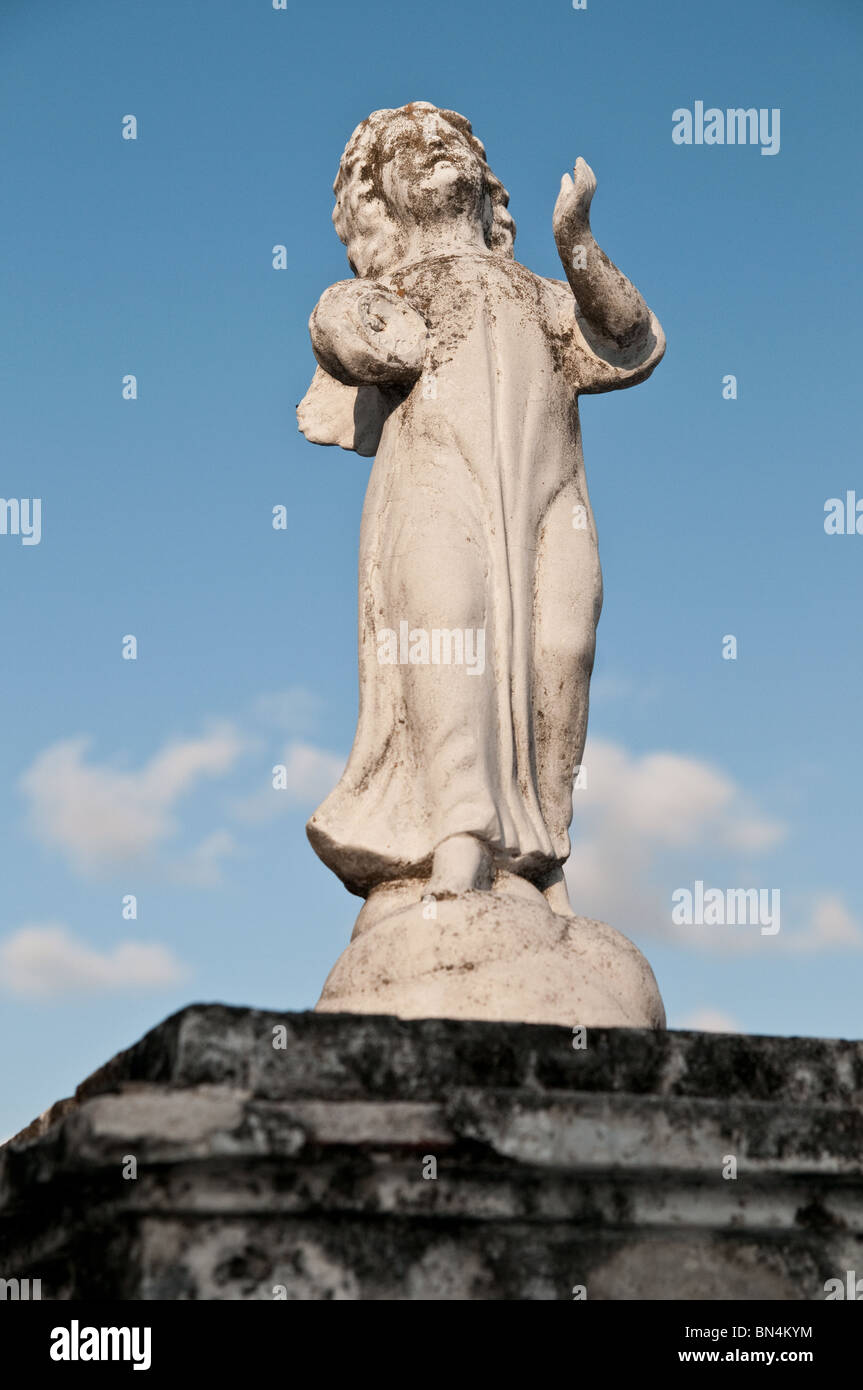 Statue von einem Friedhof Stockfoto