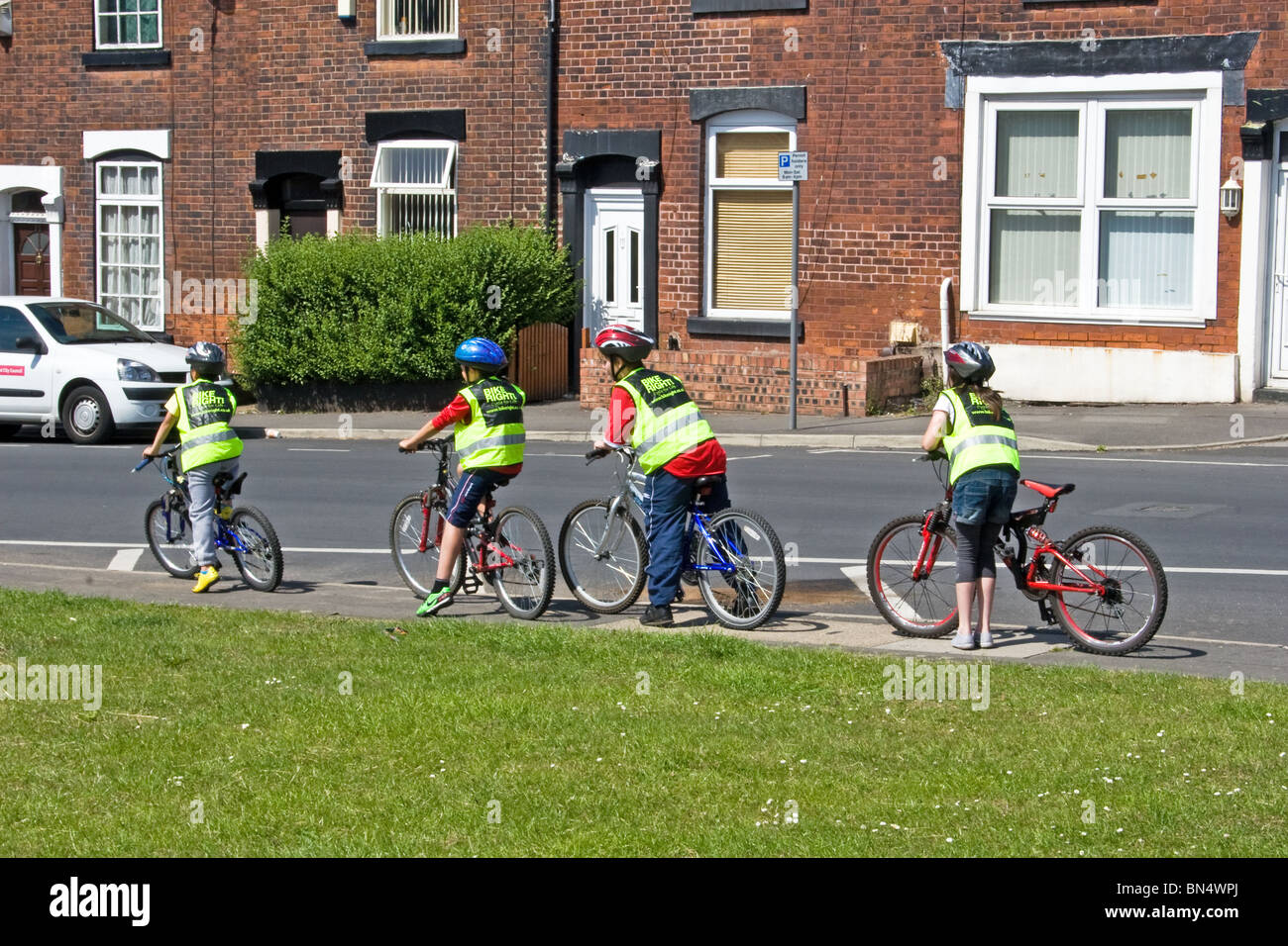 Absovieren Radfahren Sicherheitstraining für Schulkinder, Swinton, Salford, größere Manchester, UK. Stockfoto