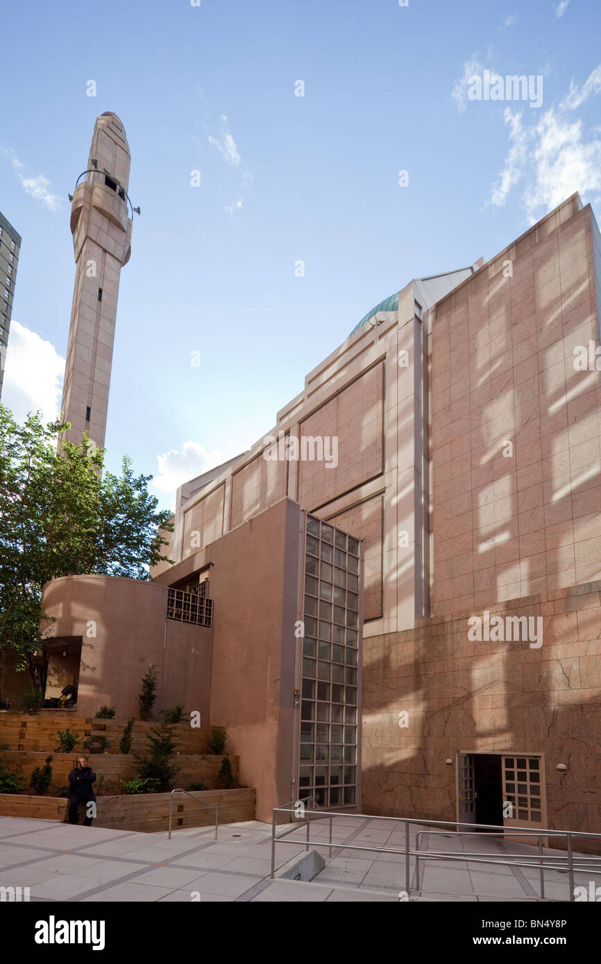 Den hinteren Eingang in die Moschee in der islamischen kulturellen Zentrum von New York, New York City, USA Stockfoto