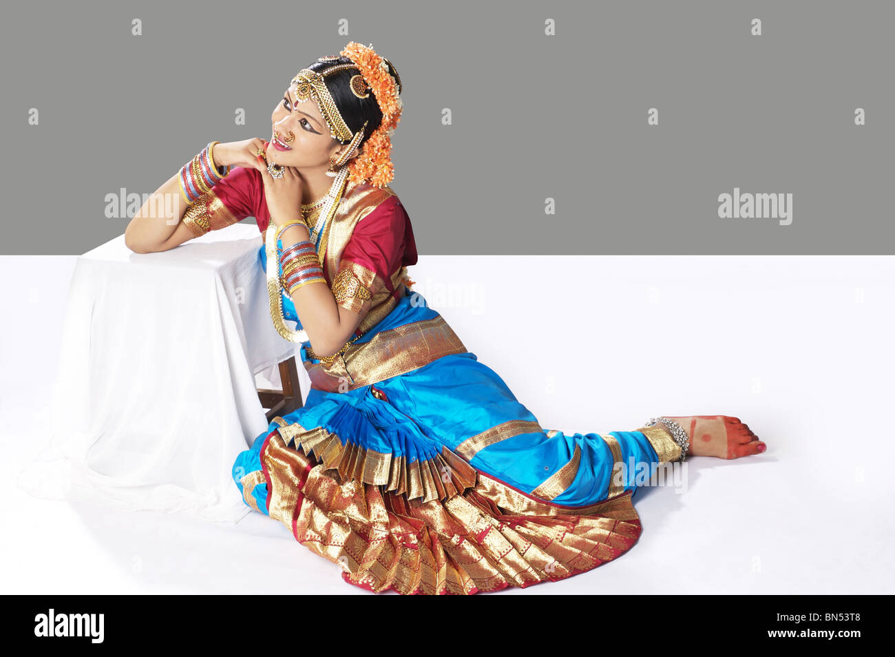 Einen Ausdruck in Bharat Natyam träumen Stockfoto