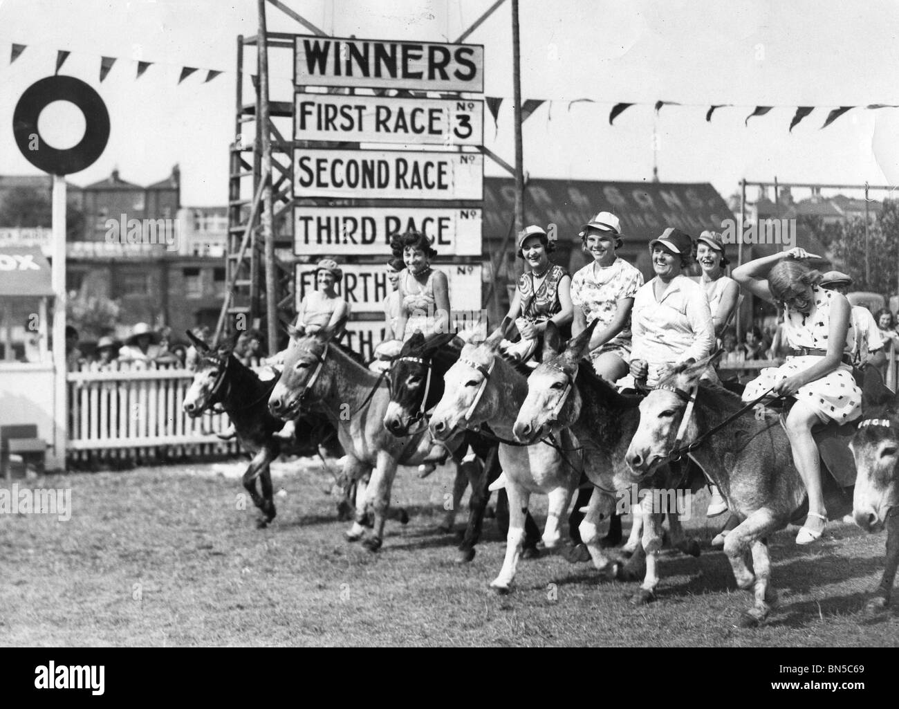 Esel-DERBY bei Margate Dreamland 1933 Stockfoto