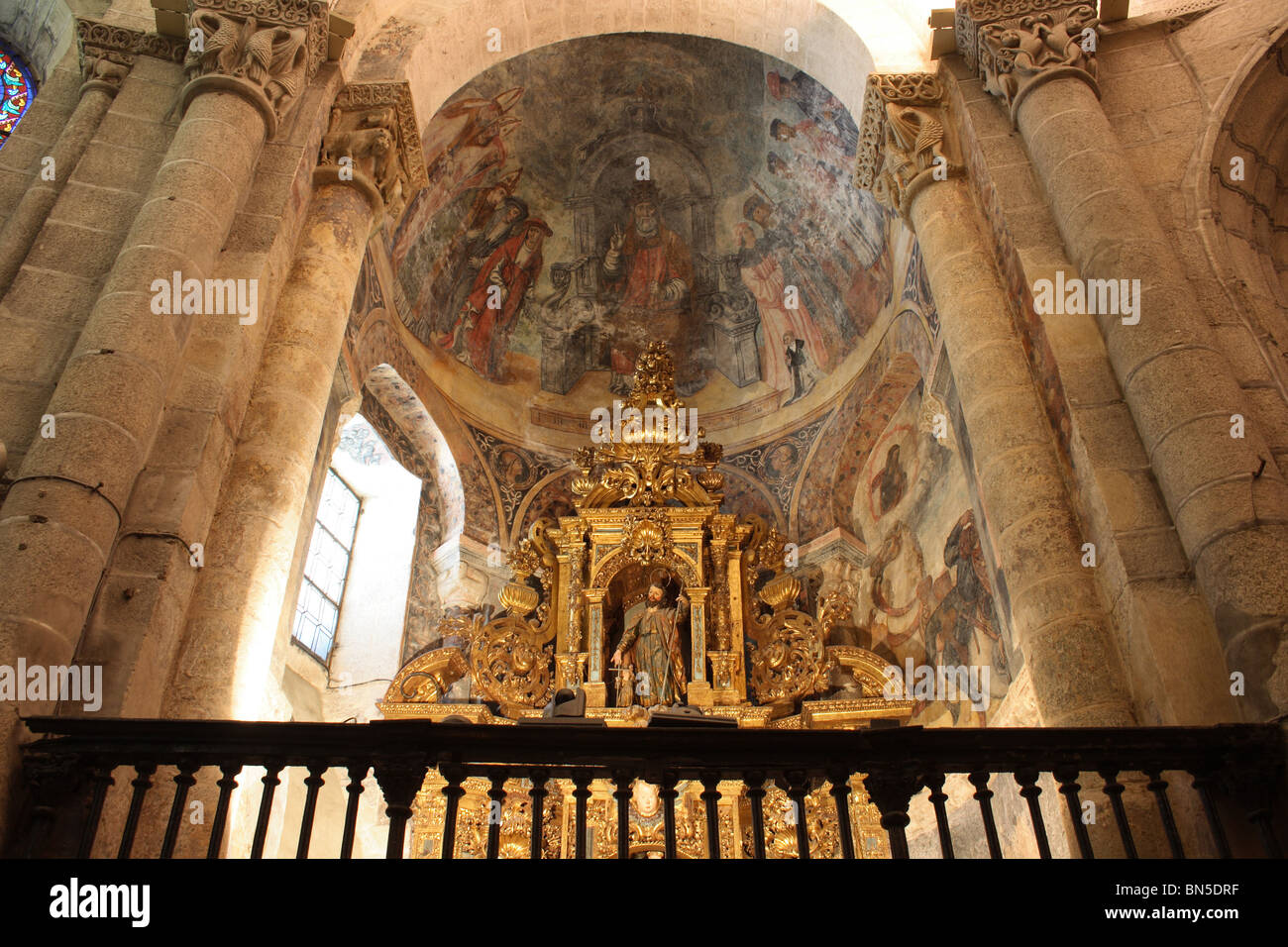 Innenraum der Catedral De La Apostel, Santiago de Compostela, Galicien, Spanien Stockfoto