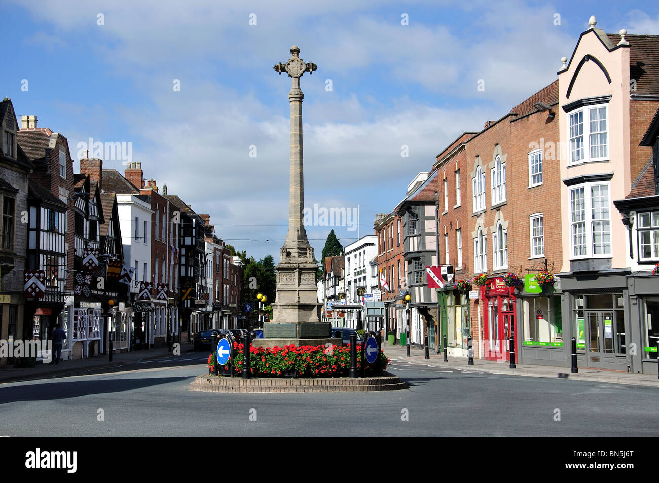 Kreuz, High Street, Tewkesbury, Gloucestershire, England, Vereinigtes Königreich Stockfoto