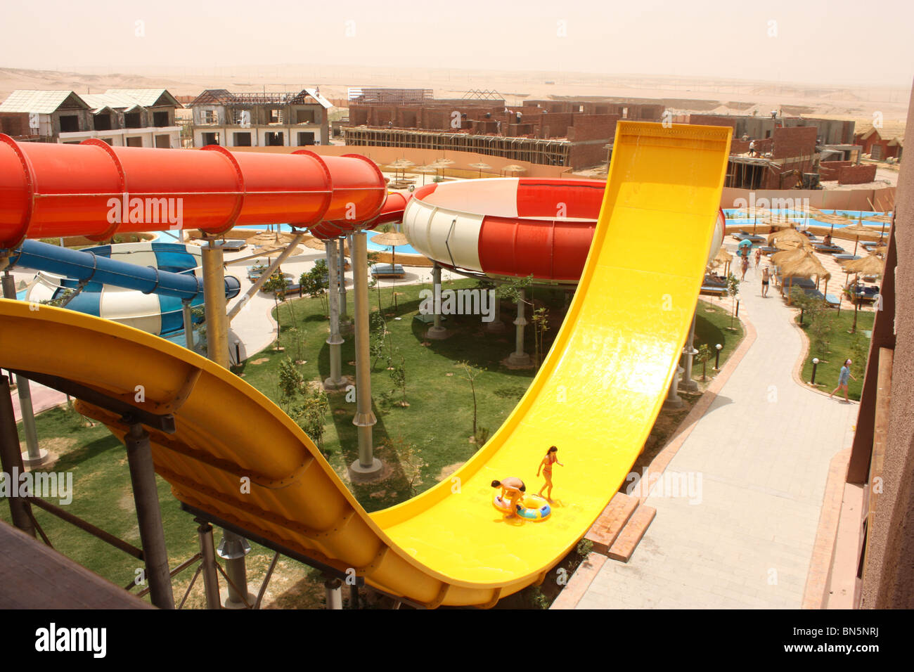Jungle Aqua Park Hotel Hurghada Ägypten Wasserrutsche Stockfotografie ...