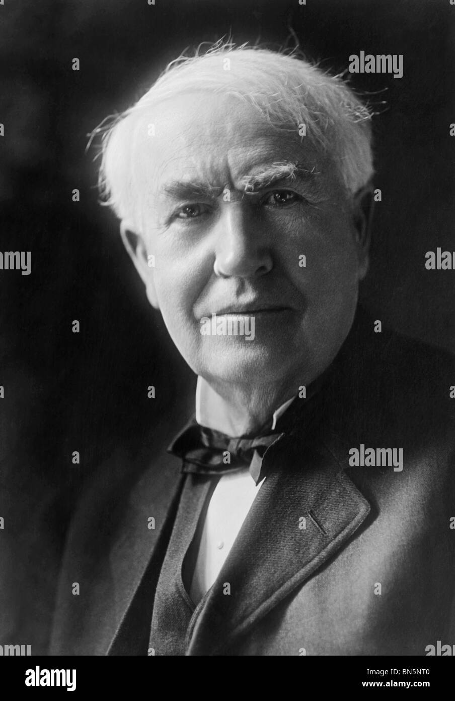 US-amerikanischer Erfinder + Wissenschaftler Thomas Edison (1847-1931) - Schöpfer der weltweit erste praktische, langlebige Leuchtmittel. Stockfoto
