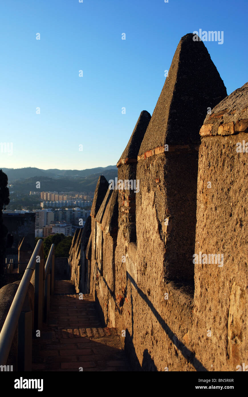 Zinnen der Burg, Burg Gibralfaro, Malaga, Costa Del Sol, Provinz Malaga, Andalusien, Südspanien, Westeuropa. Stockfoto