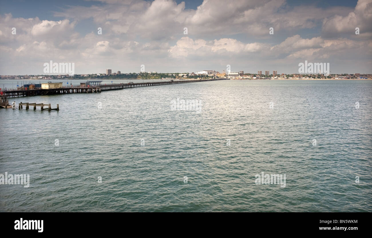 Southend Pier in Essex.  Foto von Gordon Scammell Stockfoto