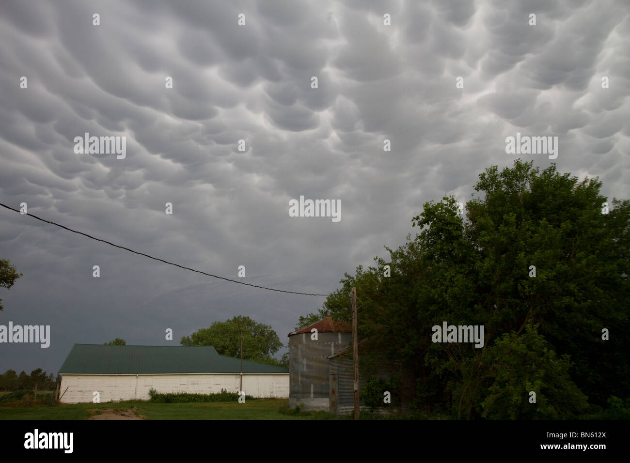 Mammatus Wolken. Stürmischen Unwetter mit Gewittern und starken Regenfällen. Im mittleren Westen USA Stockfoto