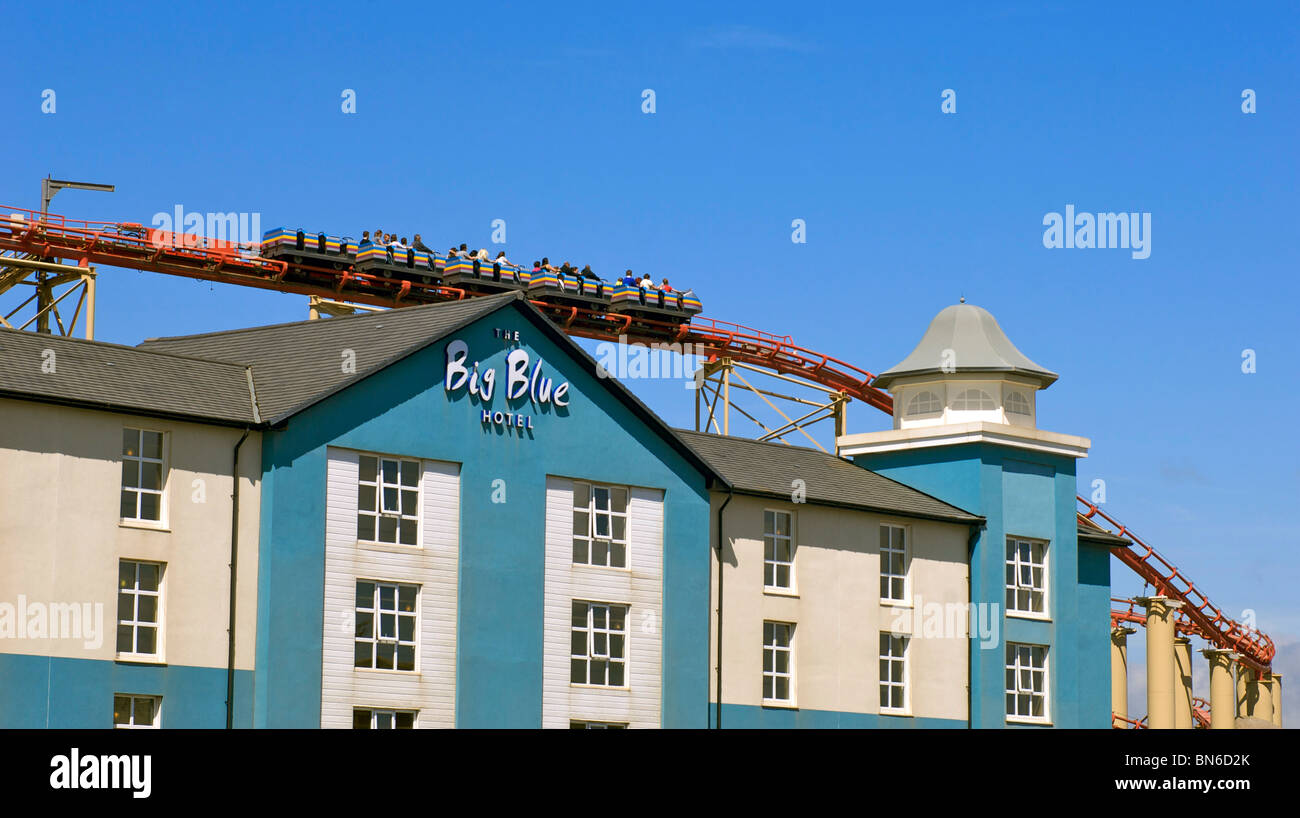 Die Big One Achterbahn und Big Blue Hotel Blackpool Pleasure Beach Stockfoto