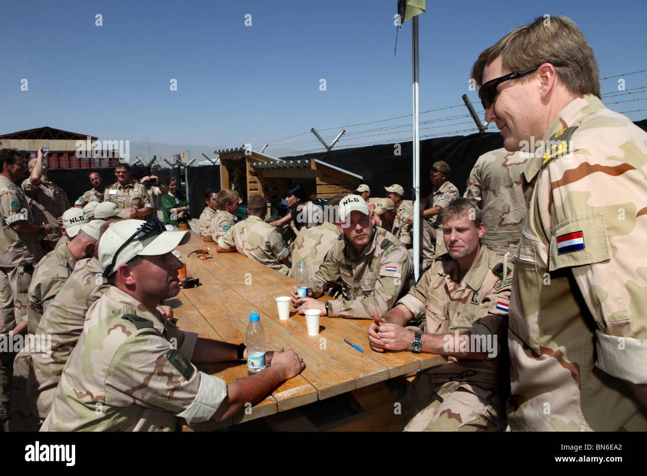 afghanischer Afghani Afghanistan Afghanen base Camp Adrian camp Holland Koalition Kronprinzen niederländische Kräfte Inspektion ISAF kandahar Stockfoto