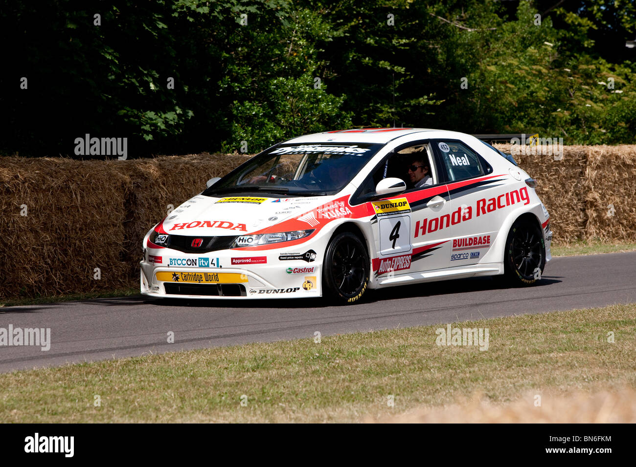 2010 Honda Civic Type-R beim Festival of Speed in Goodwood, 2010. Getrieben von Gordon Sheddon und Matt Neal, Stockfoto