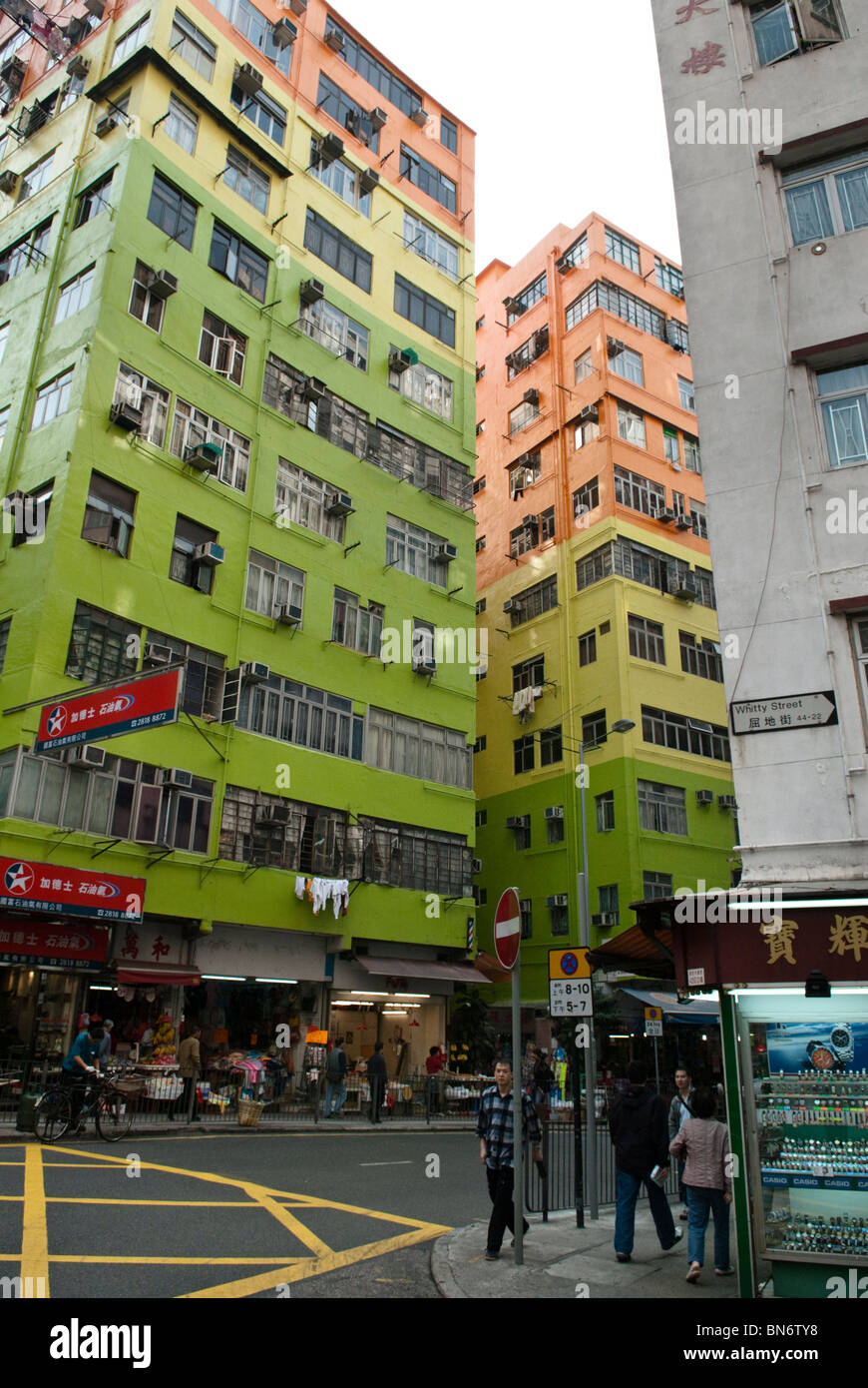 Alte Wohnung im westlichen Hong Kong. Frisch gestrichen. Stockfoto