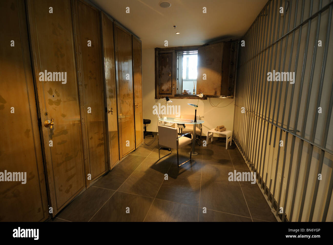 Hotel de Rome. Maniküre Zimmer im Spa-Bereich, ehemaligen Tresor der ehemaligen Staatsbank der DDR, Behrensstrasse 37, Berlin. Stockfoto