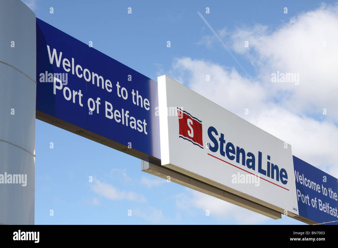 "Willkommen in Belfast Hafen" Schild an die Stena Line Terminal ihre Belfast ferry Terminal, Nordirland Stockfoto
