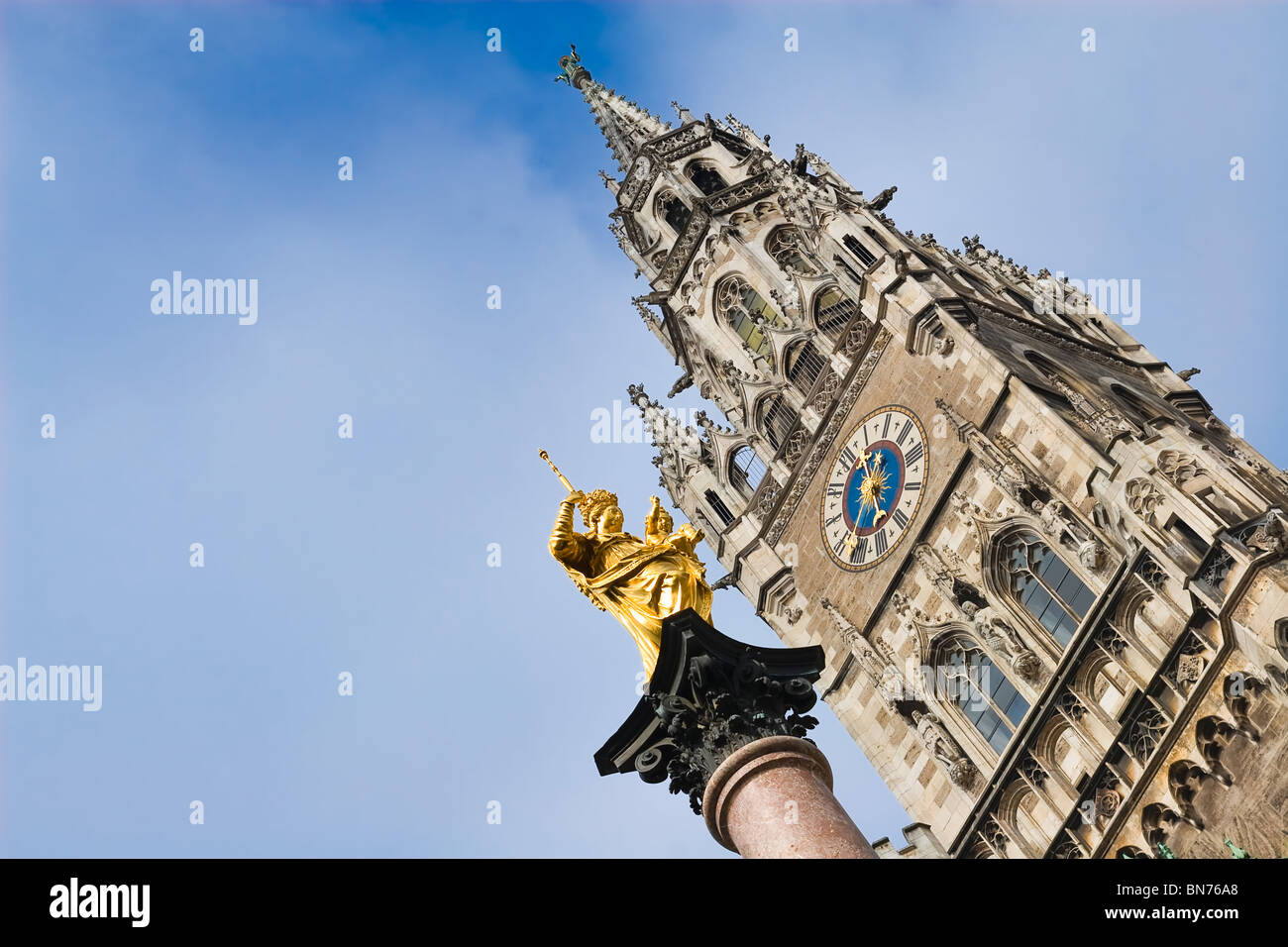 Marienstatue vor dem Rathaus München, Deutschland Stockfoto