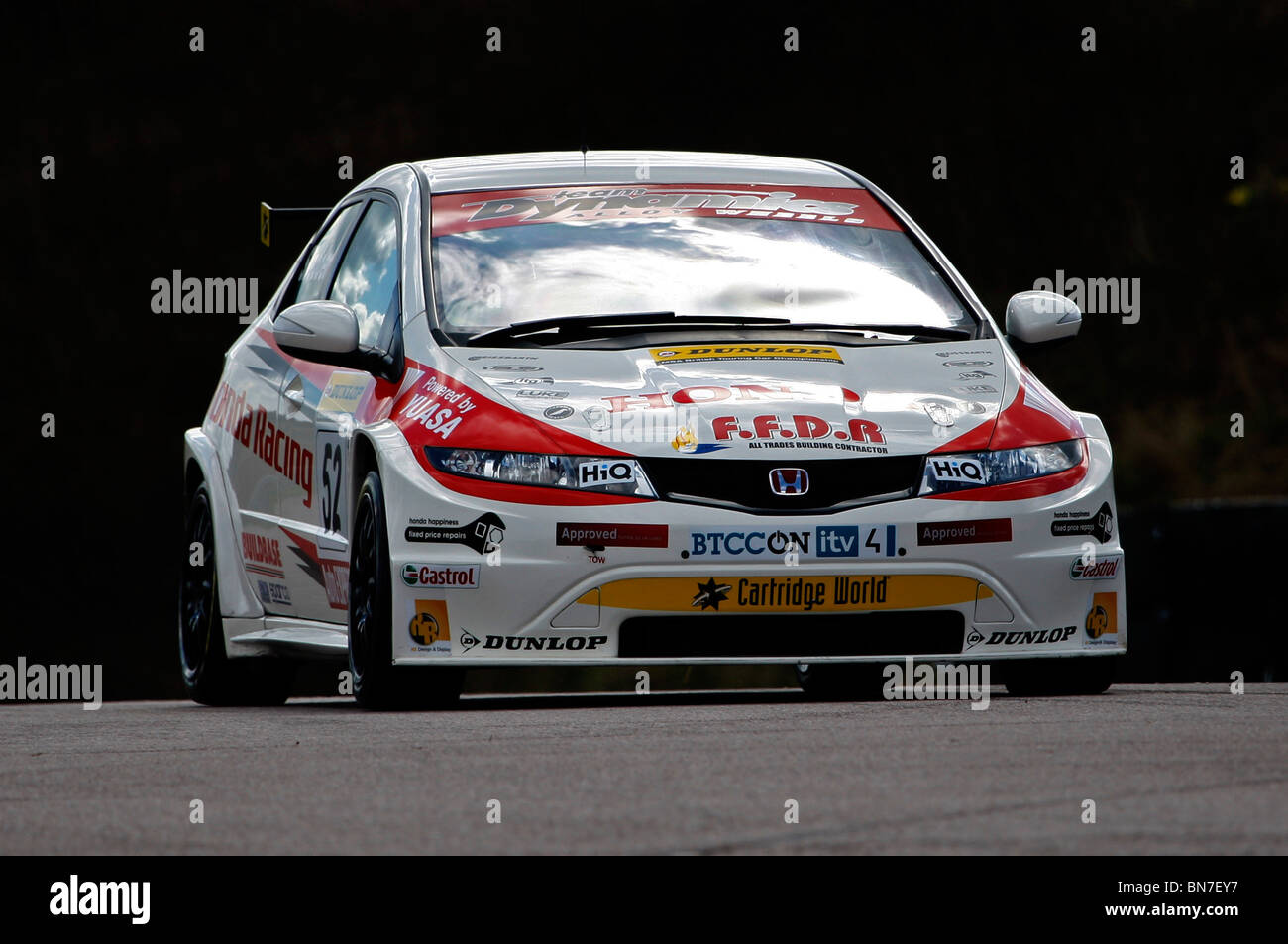 THRUXTON, ENGLAND. April 2010 abgehaltenen Thruxton Hampshire The British Touring Car Championship Rennsport Stockfoto