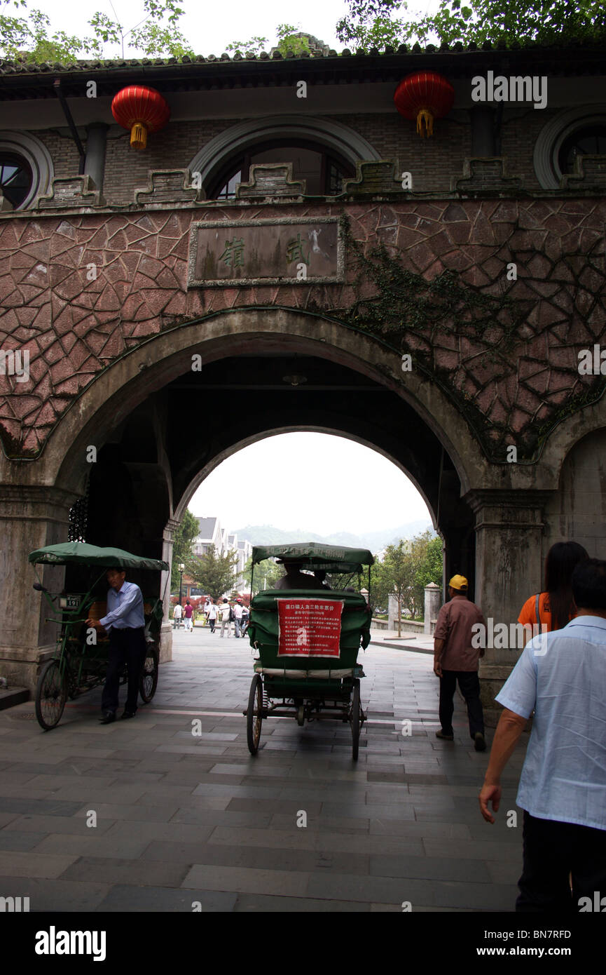 Velo-Rikscha am Chiang Kai-Sheks Hauses, Xikou, Zheijang Provinz, China Stockfoto