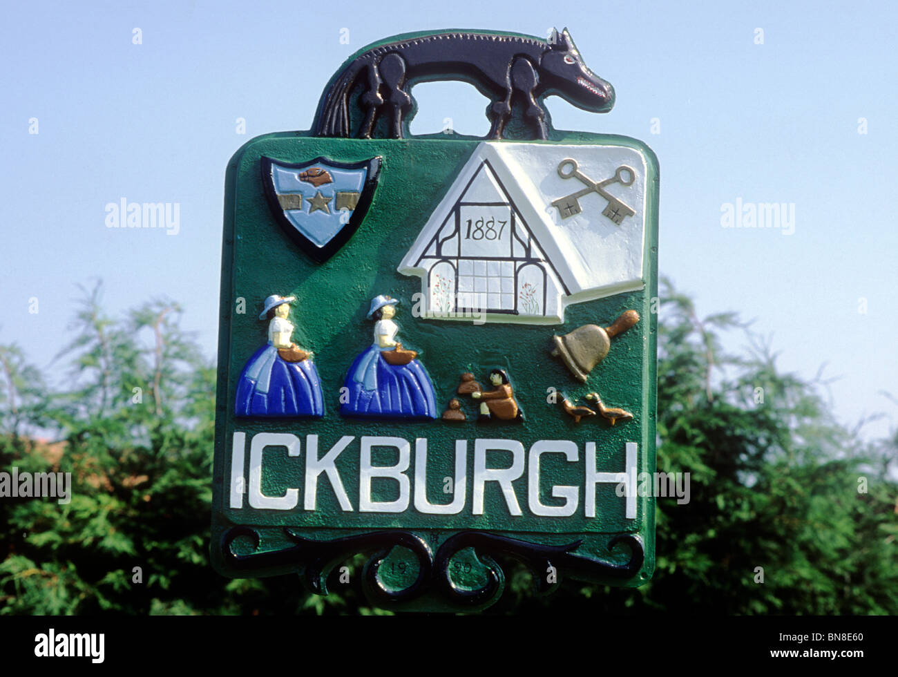 Ickburgh Ortsschild, Norfolk England UK englische Dörfer Zeichen Stockfoto