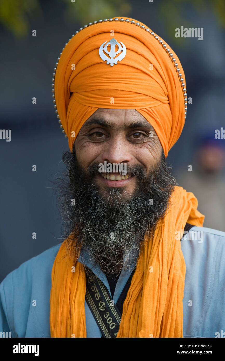 Pferd-Indien Muktsar Nihang Sikh-Mounter-Krieger Stockfoto