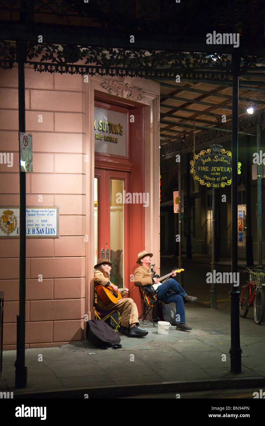 Straßenmusik im French Quarter von New Orleans, LA Stockfoto
