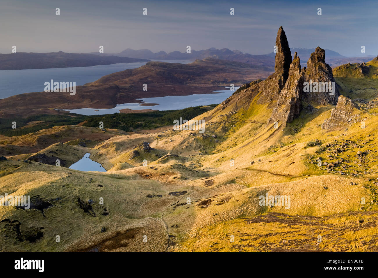 Der Old Man of Storr, Trotternish Halbinsel Isle Of Skye, innere Hebriden, Schottland, Vereinigtes Königreich Stockfoto