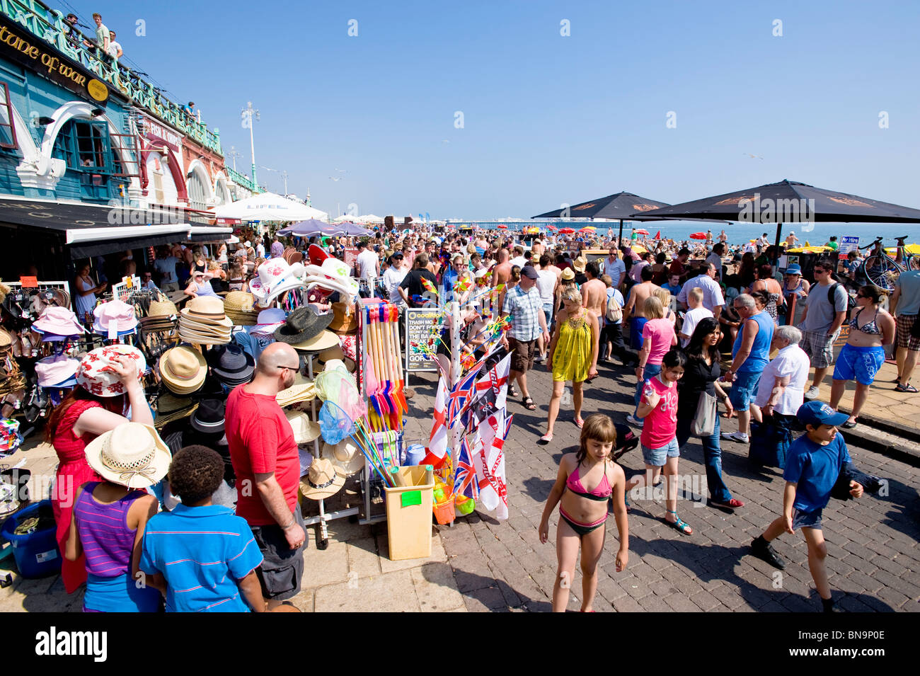 Souvenir-Shop an der Strandpromenade, Brighton, East Sussex, Großbritannien Stockfoto