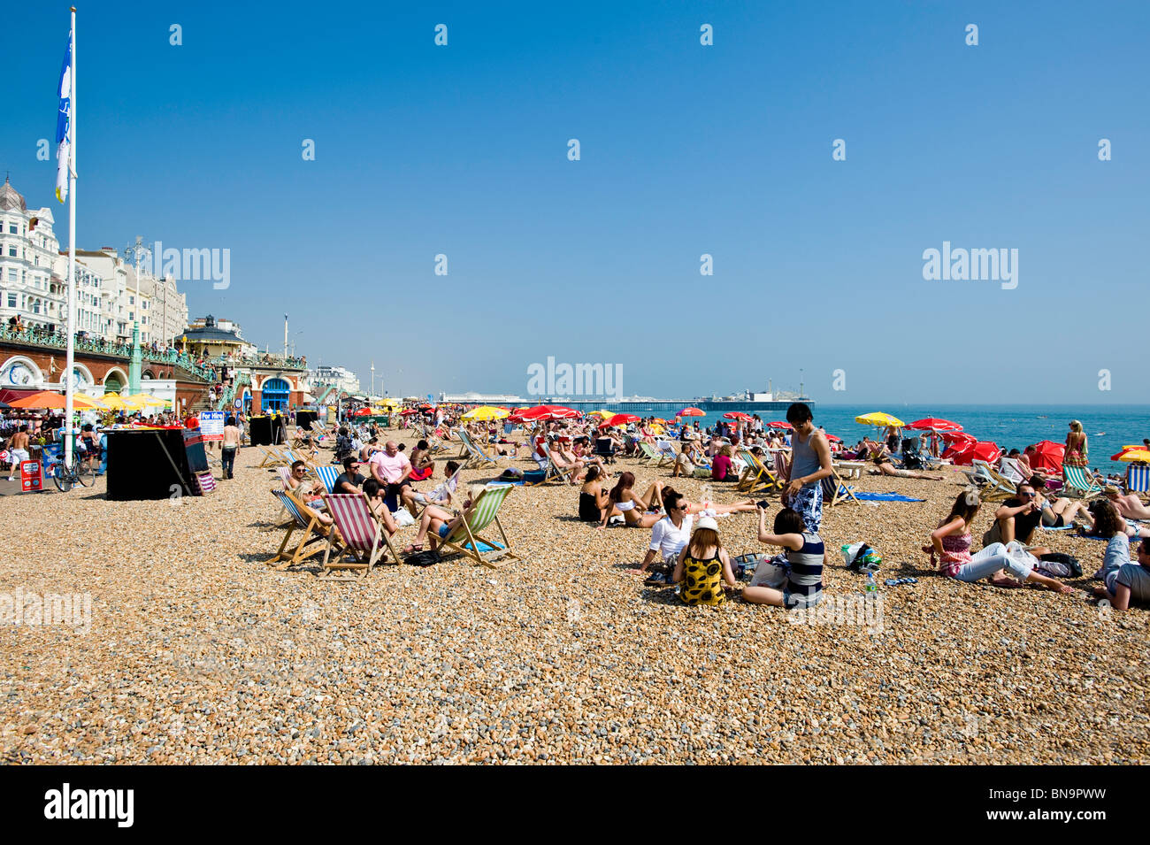 Direkt am Meer, Brighton, East Sussex, Vereinigtes Königreich Stockfoto
