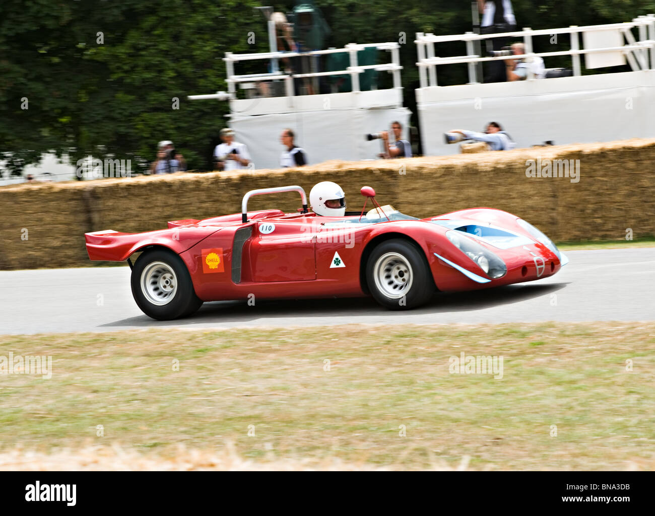 Alfa Romeo Tipo 33 Sport Rennwagen beim Goodwood Festival of Speed West Sussex England Vereinigtes Königreich UK Stockfoto