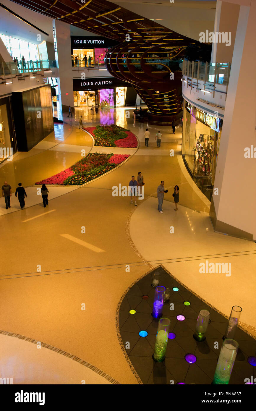 Kristalle Geschäften und Unterhaltungsmöglichkeiten, City Center, Las Vegas, Nevada. Stockfoto