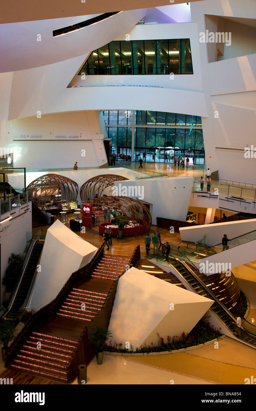 Kristalle Geschäften und Unterhaltungsmöglichkeiten, City Center, Las Vegas, Nevada. Stockfoto