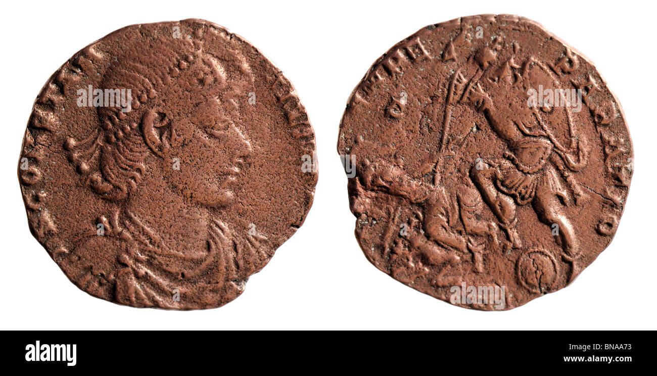 Antike römische Bronze-Medaille. Constantius II (337-361AD) Rev: Soldat Reiter durchbohren Stockfoto