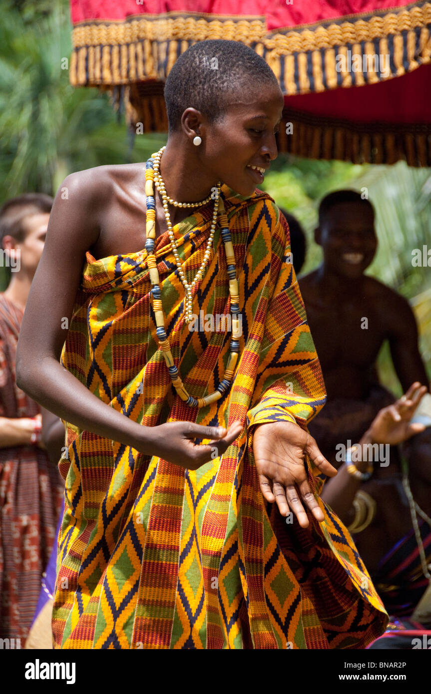 Afrika, Ghana, Accra. La Palm Beach Hotel. Traditionelle westafrikanische FolkloreShow