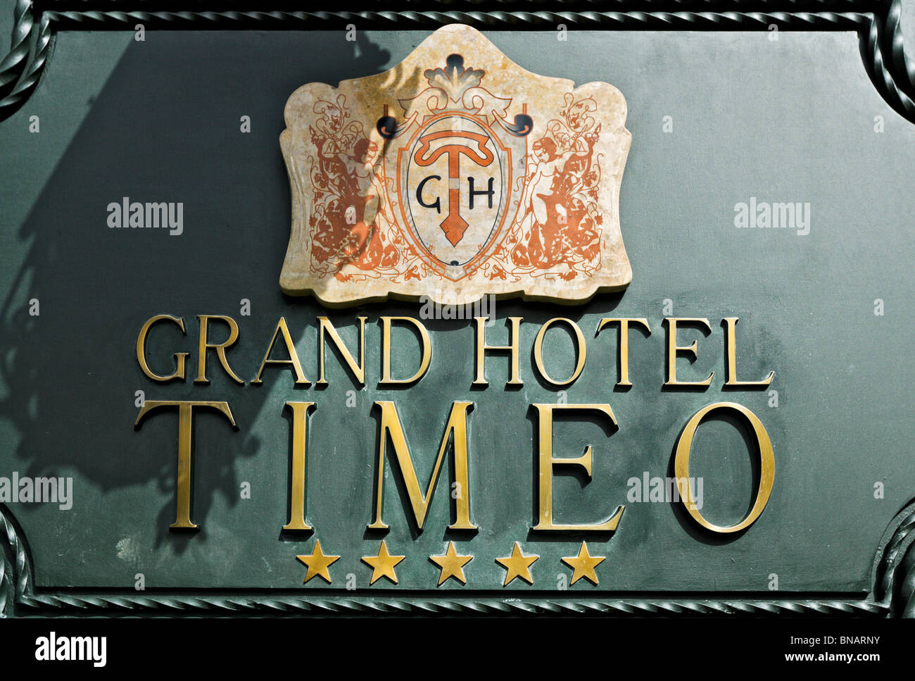 Melden Sie sich an den Toren des 5 * Grand Hotel Timeo, Taormina, South East Coast, Sizilien, Italien Stockfoto