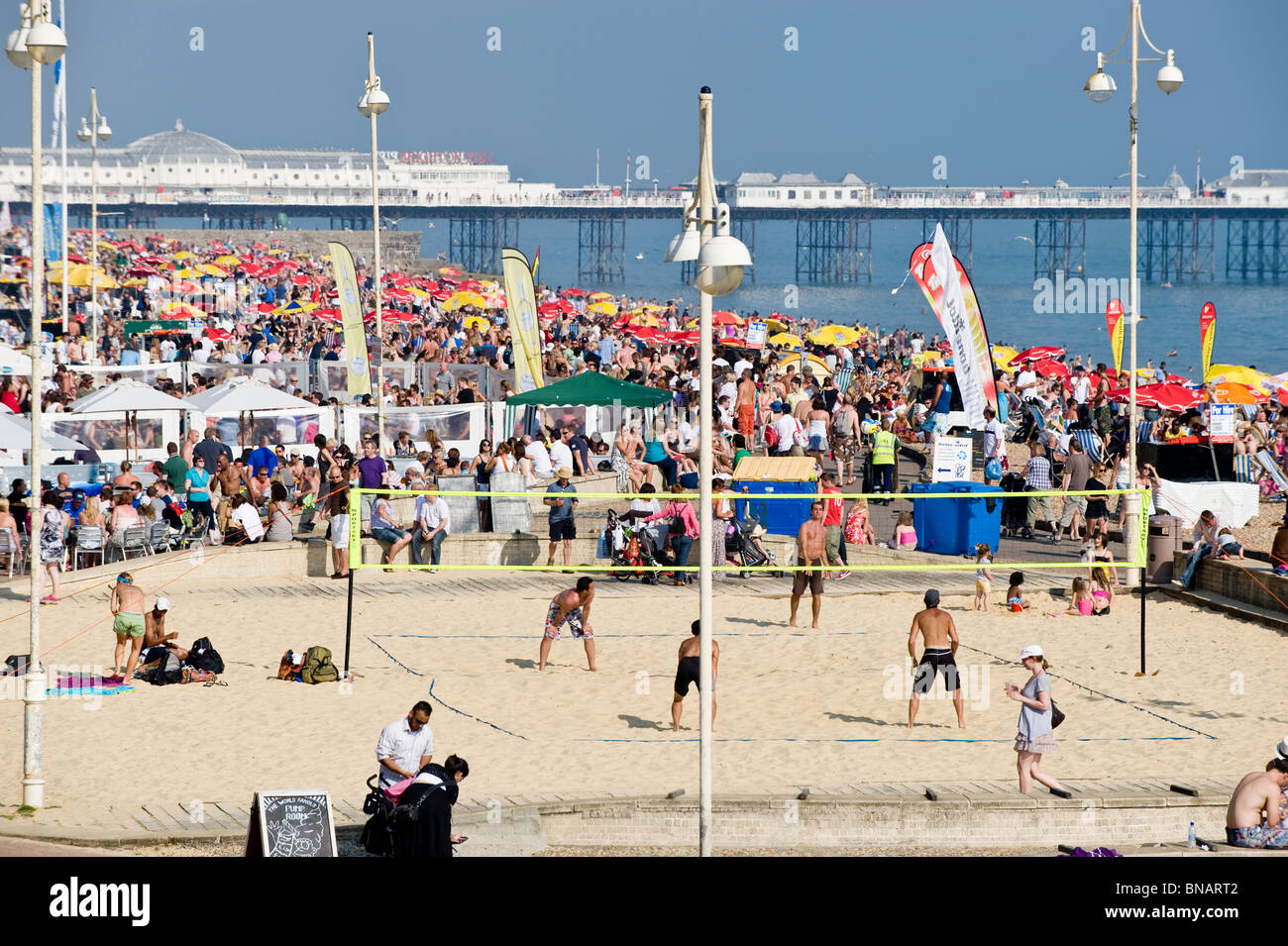 Direkt am Meer, Brighton, East Sussex, Vereinigtes Königreich Stockfoto