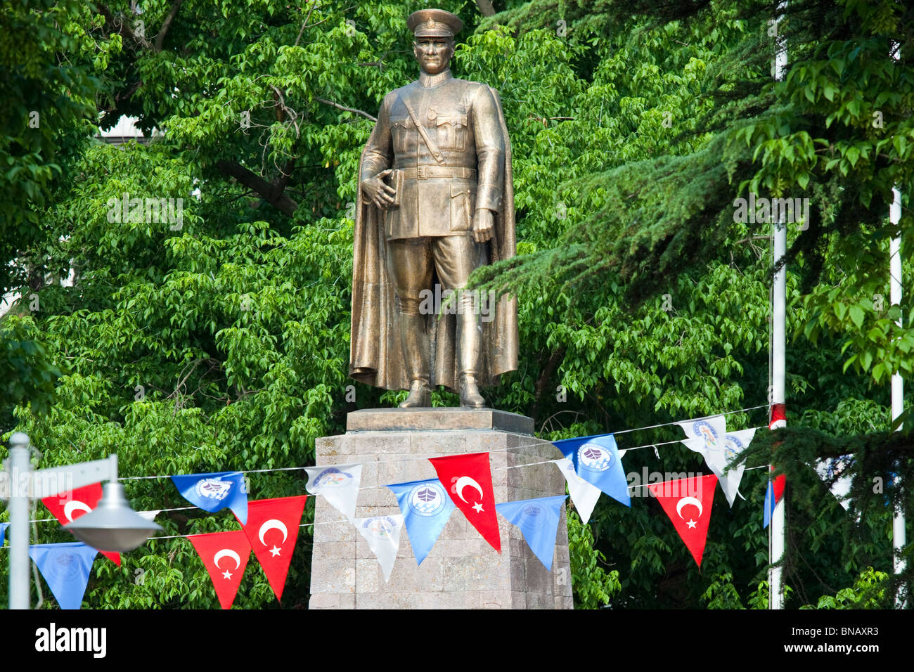 Statue von Mustafa Kemal Atatürk im Atatürk Alani in Trabzon, Türkei Stockfoto