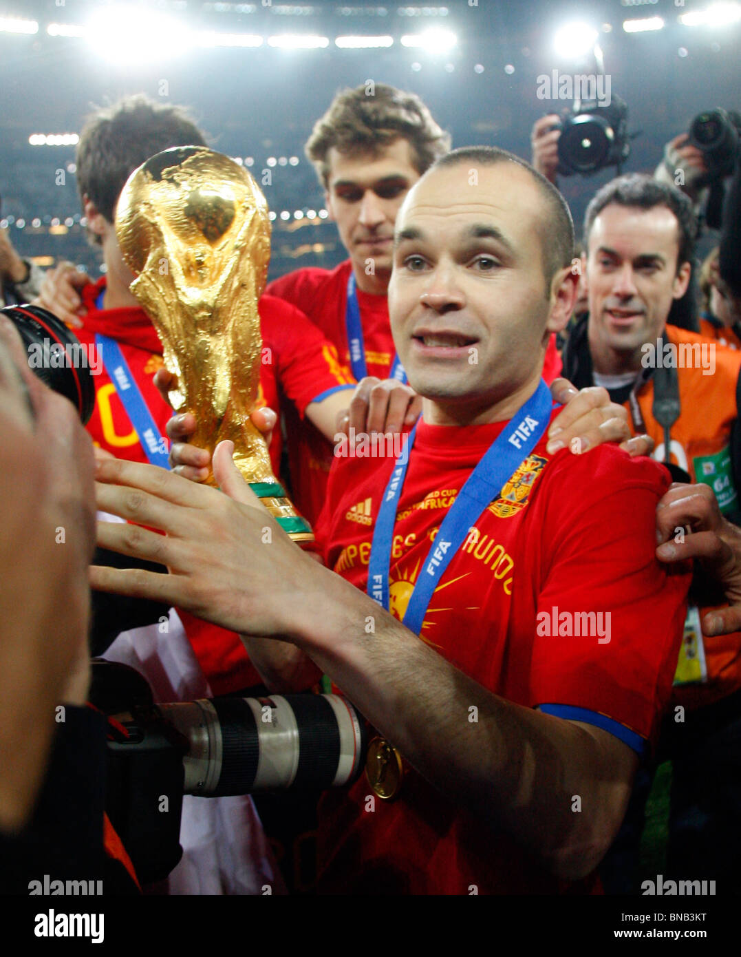 ANDRES INIESTA mit dem WORLD Niederlande V Spanien Fußball Stadt JOHANNESBURG Südafrika 11. Juli 2010 Stockfoto