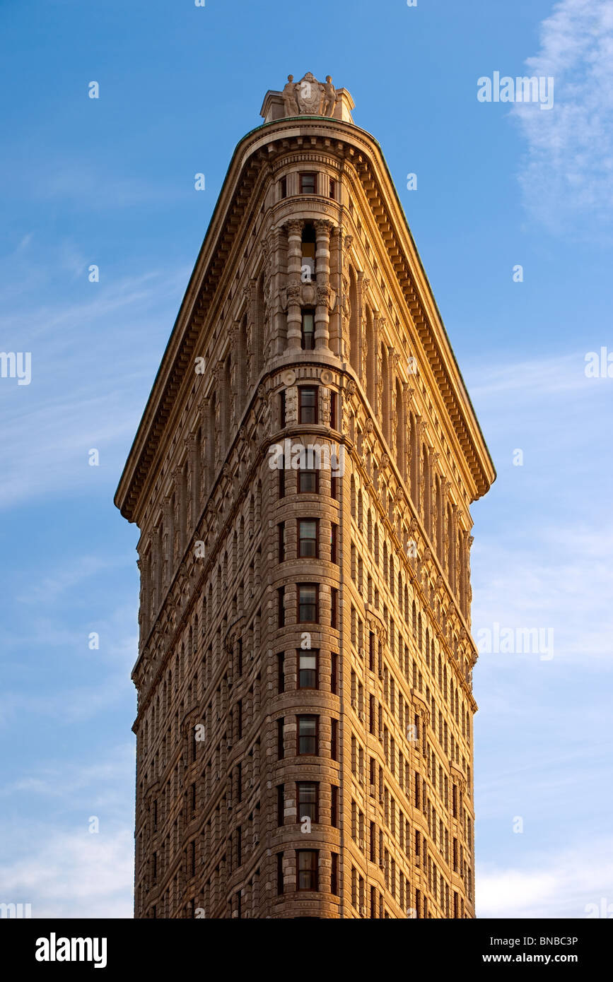 Schein des Sonnenuntergangs auf dem Flatiron Building an der 23rd Street in New York City USA Stockfoto