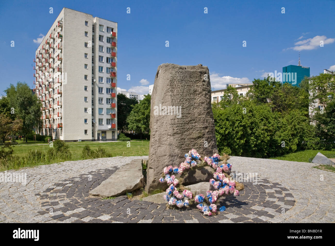 Denkmal auf Mila Straße an der Stelle jüdischen Ghetto Bunker 1944 Anielewicz, o Führer der Getto-Aufstand Sterbehaus Stockfoto