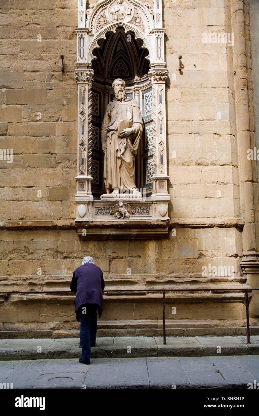 Florenz - st. Markus der Evangelist von Donatello an der Fassade des Orsanmichele Stockfoto