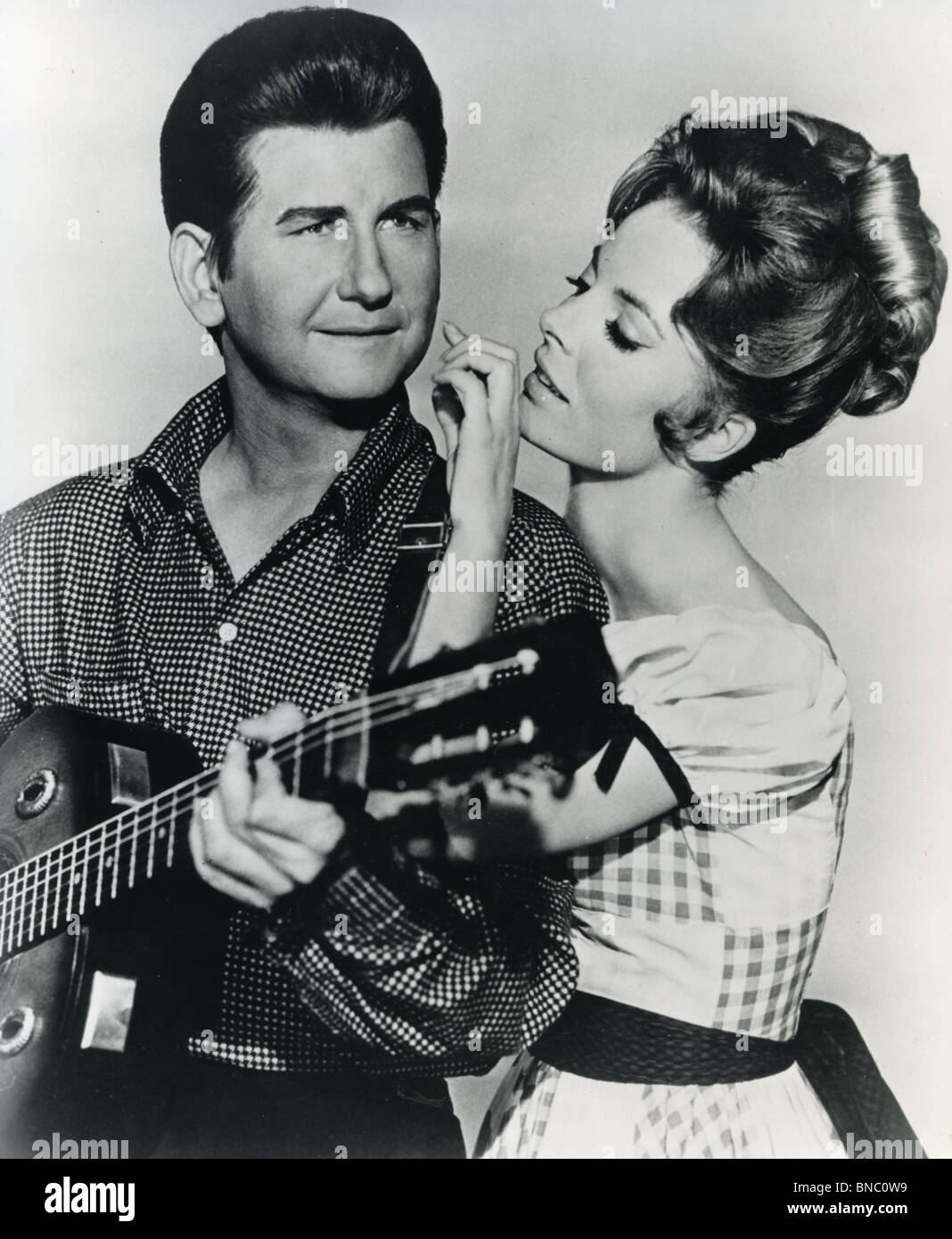 DER schnellste Gitarre lebendig 1956 MGM-Film mit Roy Orbison mit Joan Freeman Stockfoto