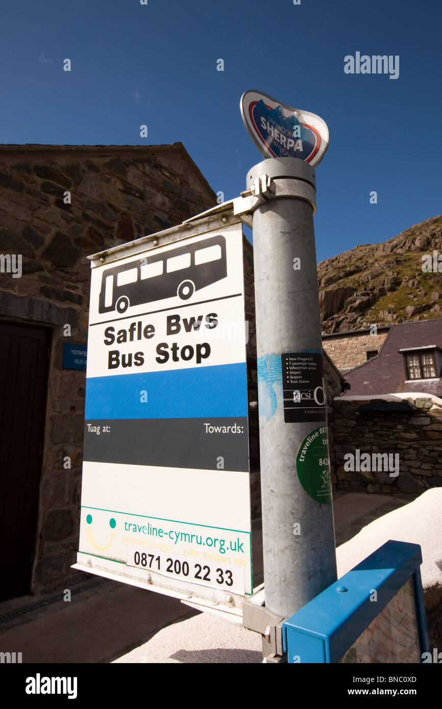 England, Wales, Snowdonia, Beddgelert Sherpa Bus S4 nach Pan-y-Pass Stockfoto
