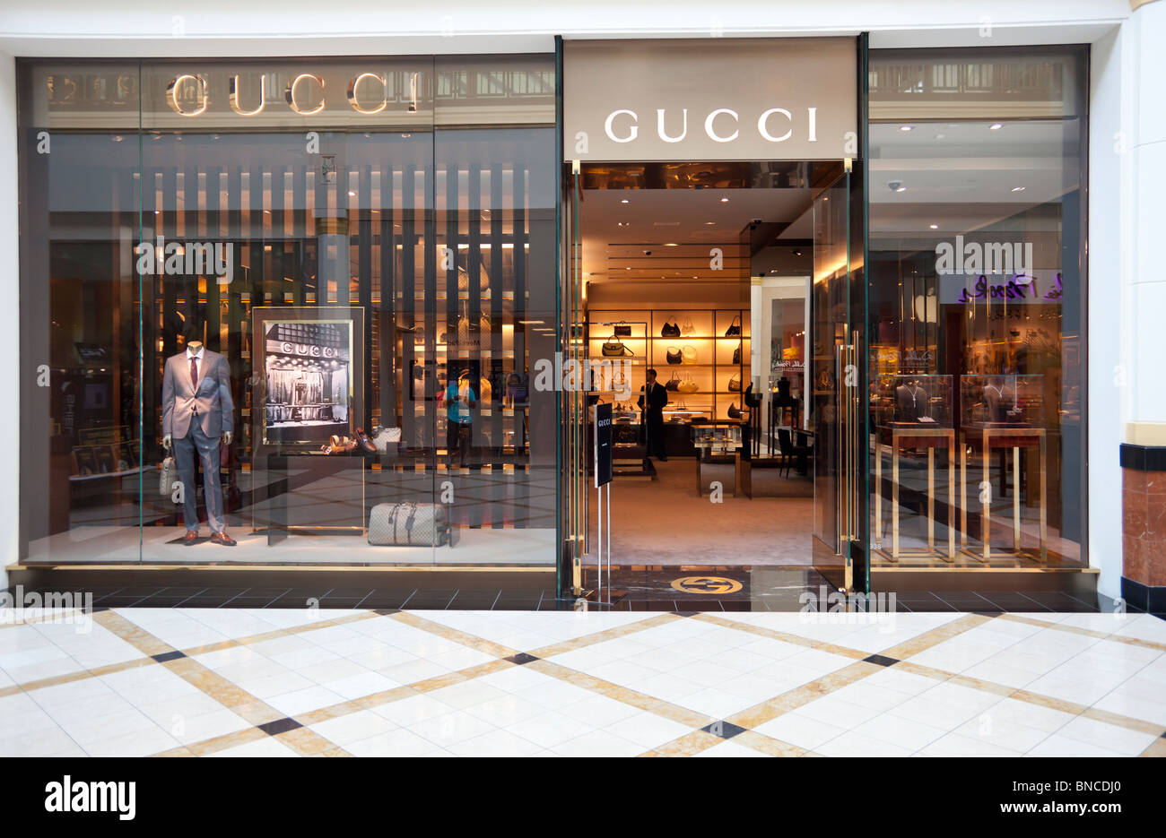 Gucci Store in King Of Prussia Mall, in der Nähe von Philadelphia, PA, USA  Stockfotografie - Alamy