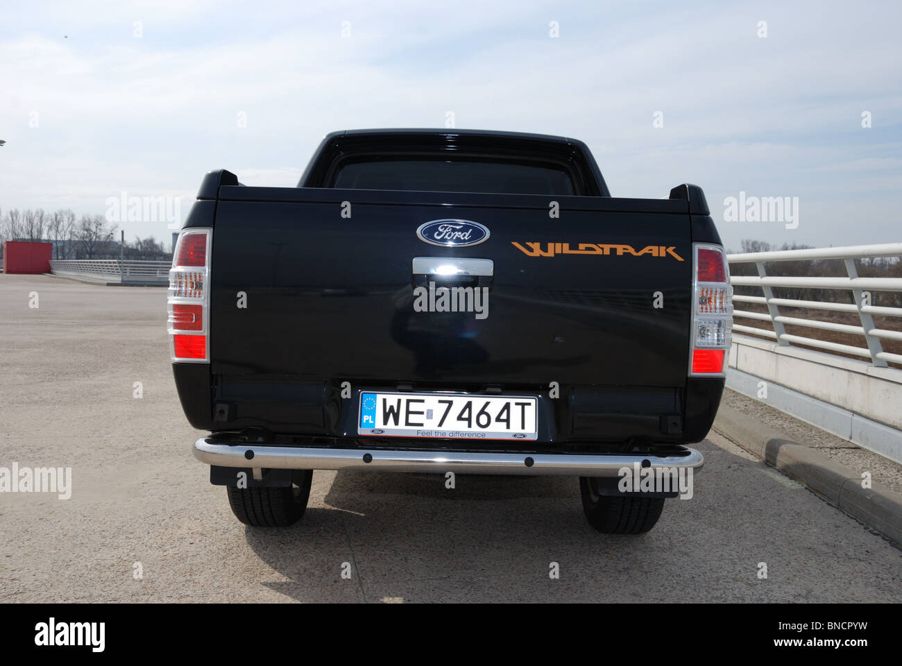 Ford Ranger 3.0 TDCi Wildtrak 4 x 4 - meine 2010 - schwarz Metallic - Double Cab - deutsche Pick-up - Parkplatz (Parken) Stockfoto