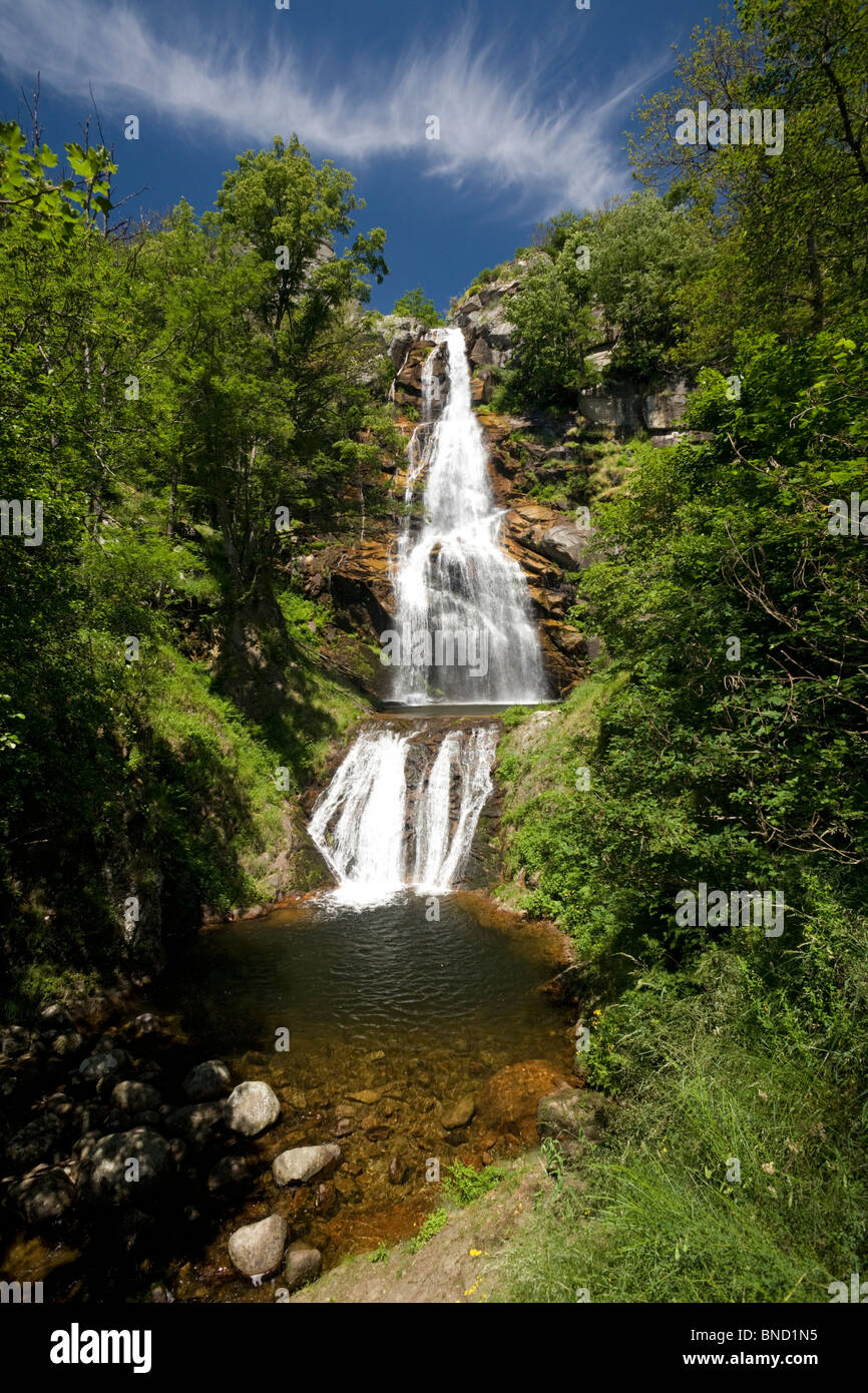 Die Runen-Wasserfall in den Cevennen-Nationalpark (Lozere-Frankreich). La Cascade Runen Dans le Parc national des Cévennes (Frankreich). Stockfoto