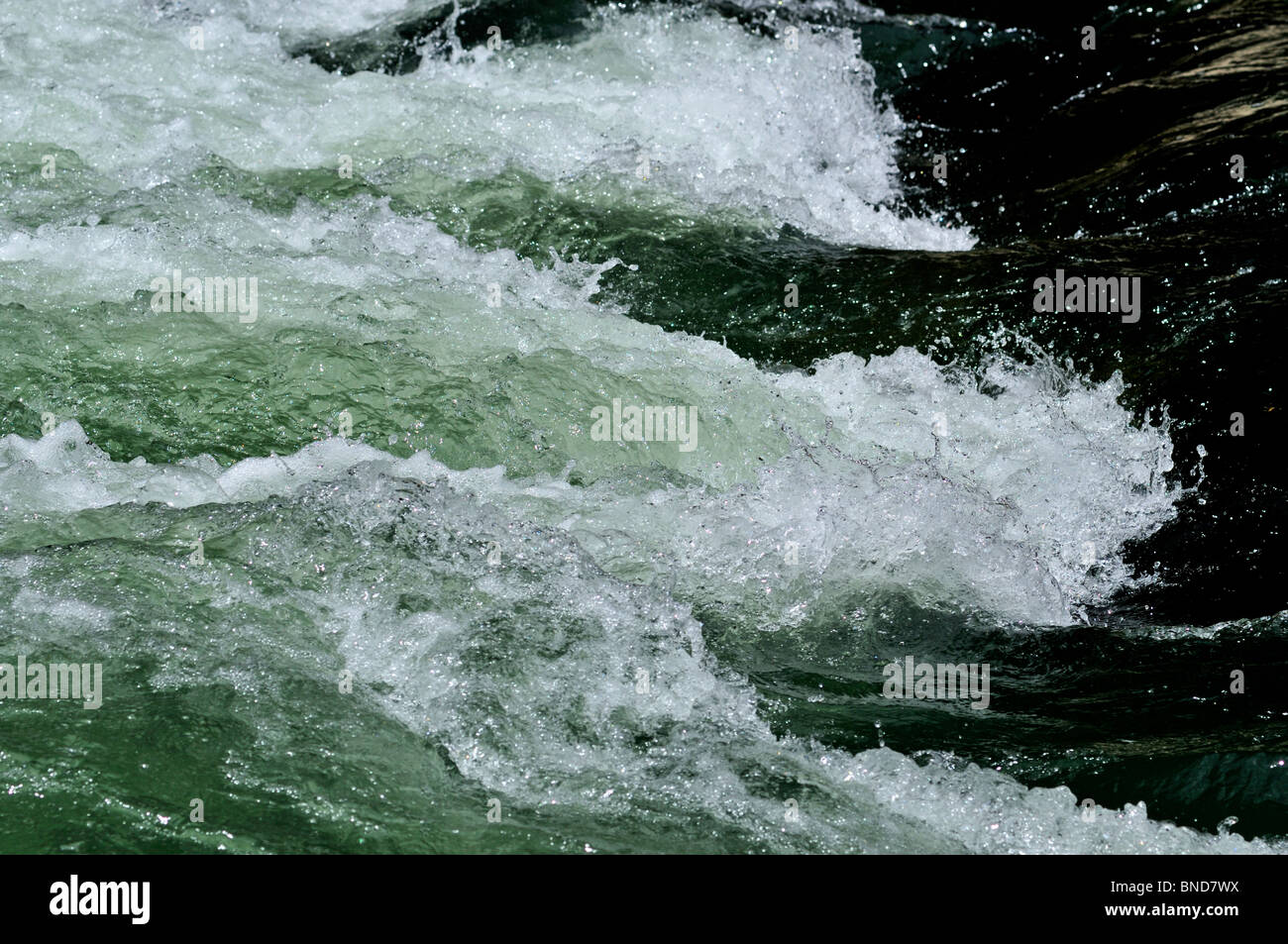 Spanien, Navarra: Wasserkraft in den Canyon Foz de Lumbier Stockfoto