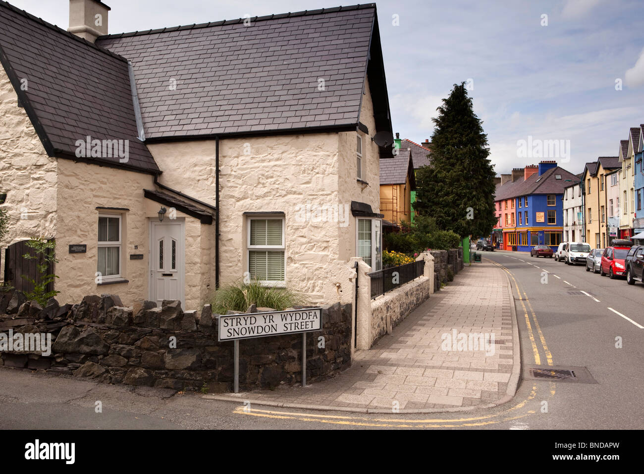 Großbritannien, Wales, Snowdonia, Llanberis, Stryd Fawr, High Street, Cambrian Lodge, historisches Haus Stockfoto