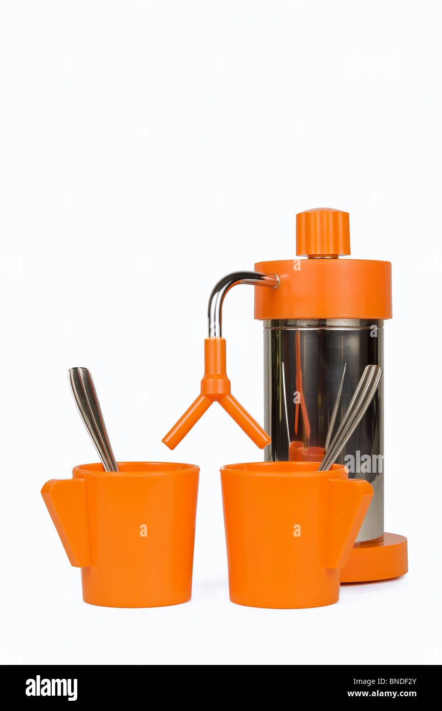 Orange Espresso Café Maschine aus den 60er, 70er Jahre Stockfoto