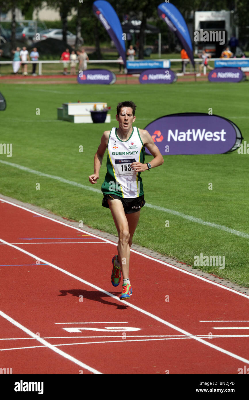 Lee Merrien Guernsey gewinnt die 1.500 m bei Natwest Island Games 2009, 3. Juli 2009 Stockfoto